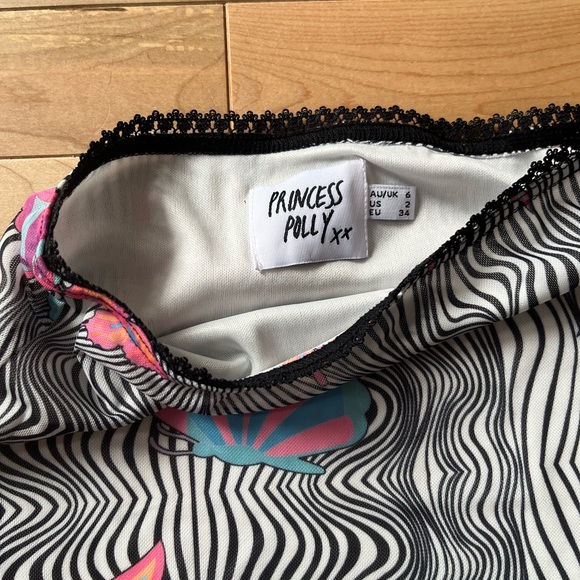 Princess Polly skirts size 2 - Picture 4 of 5